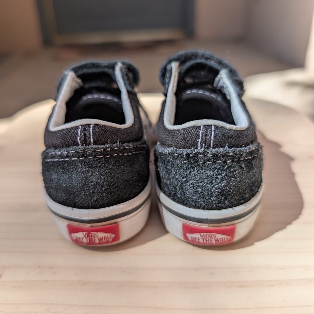 Vans Toddler Sneakers - Picture 5 of 8
